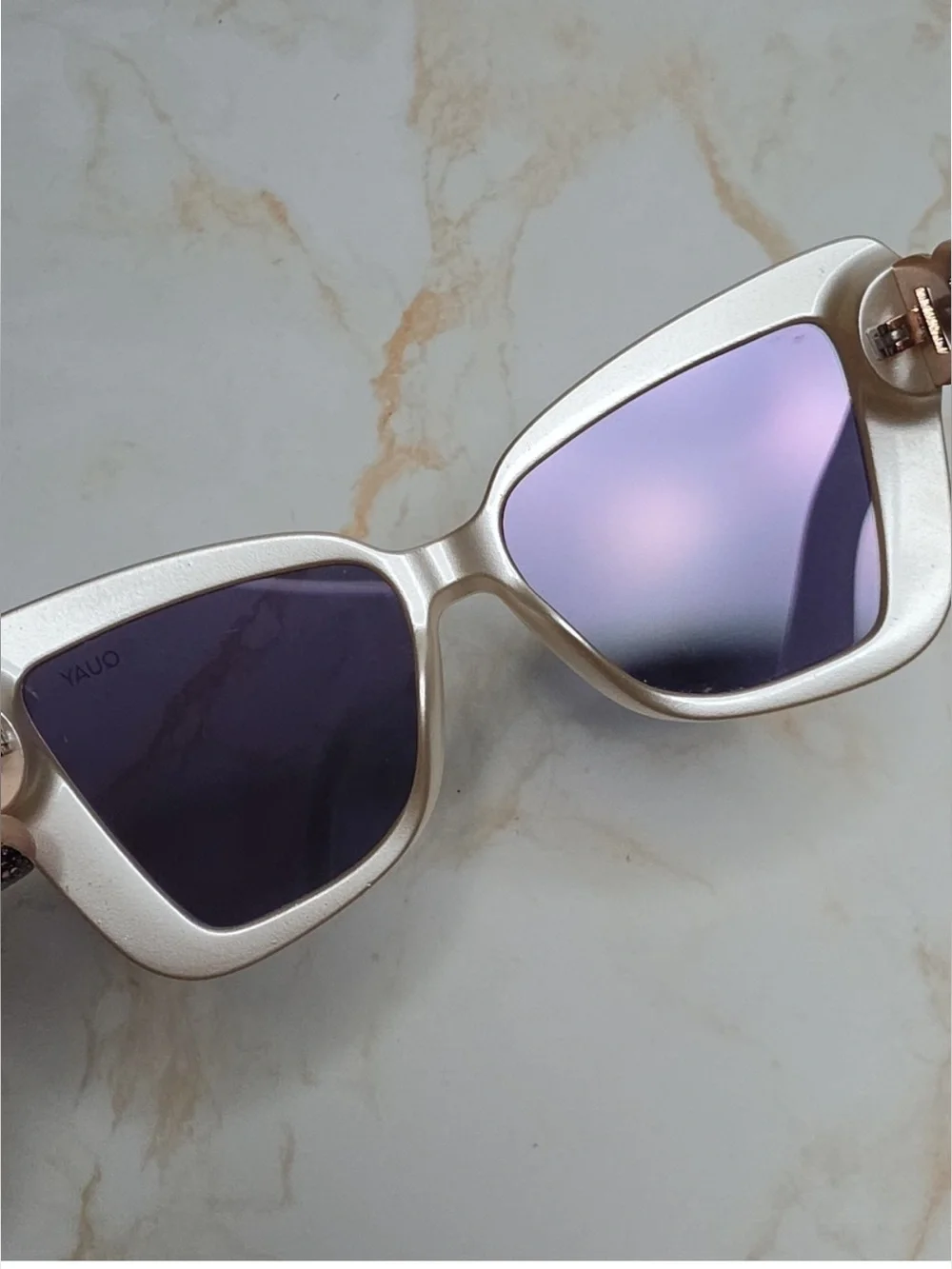 Quay Womens Sunglasses CHAIN REACTION Mirror Rose Lens With Case